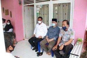 Ibunda Kadis Kominsta Tutup Usia, Bupati Barru Bersama Rombongan Melayat Kerumah Duka