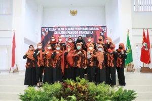 Srikandi PP Barru Dilantik, Hasnah Syam Beri Apresiasi