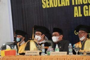 Wisuda Sarjana STIA AL Gazali Barru Ke XXIV, Bupati Barru Titip Pesan