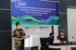 Asisten Perekonomian dan Pembangunan Wakili Bupati Barru Buka Sosialisasi BPJS Ketenagakerjaan