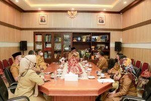 Sambut HUT RI ke-76, di Masa PPKM Level-3 Bupati Barru Panggil Seluruh Camat