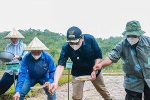 Program IP-300 tahun 2021 sukses membuat Bupati Barru kagum