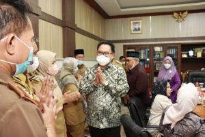 Bupati Barru Terima Pengurus KKDB Dalam Rangka Rencana Baksos Di Kecamatan Mallusetasi