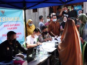 Genjotan Terbaru Polres Barru, Datang Vaksin Pulang Bawa Sembako