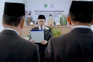 Bupati Barru Memberi Pujian Kepada Anre Gurutta Atas Kepemimpinan Di  Baznas