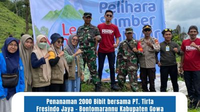 Bersama PT Tirta Fresindo Jaya, KKNT PGSD Unismuh Makassar Tanam 2000 Pohon di Bontomarannu