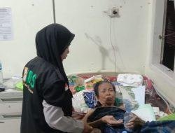 Tega! Nenek 65 Tahun Ditelantarkan Di Kolom Rumah 