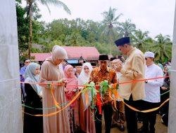 Didampingi Istri, Bupati Barru Resmikan Masjid Zam Zam Al-Ikhlas Pujananting