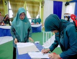 Hasnah Syam Lantik dan Kukuhkan Pengurus TP PKK Desa Didua  Kecamatan