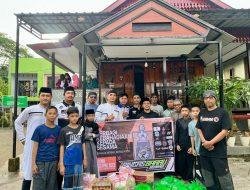 Berbagi di Bulan Ramadan, Forum Bikers Barru Bagikan 100 Paket Sembako dan 350 Takjil