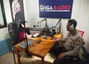 Bareng Radio IGA FM Barru, Iptu Sulpakar Sosialisasikan Keselamatan Berkendara Lewat Talk Show