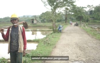 Luar Biasa, Hanya Sehari Araska Respon Keluhan Warga Desa Galung, “Tambal” Jalan Berlubang