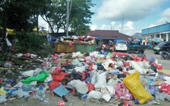 Tumpukan Sampah di Pasar Barandasi, Sayuti: Pengelola Pasar Tidak Pernah Stor Retribusi