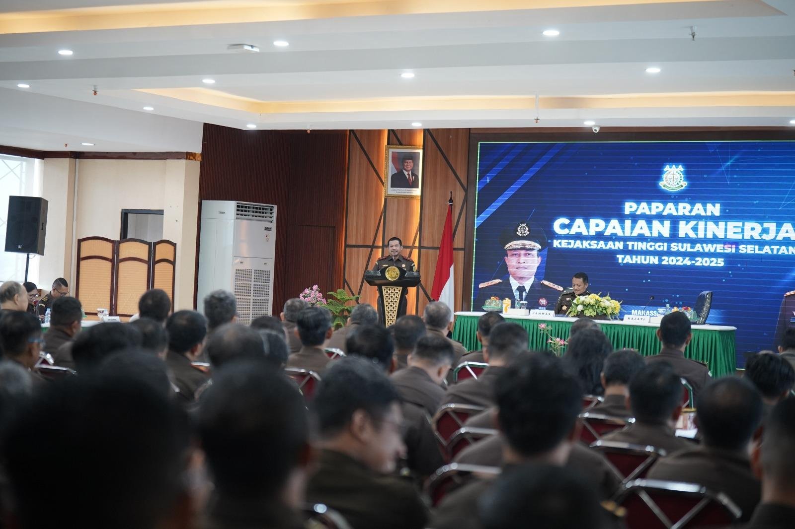 Inspeksi Pimpinan di Kejati Sulsel, Jamwas Rudi Margono Ajak Pegawai Bangun Kepedulian Terhadap Institusi