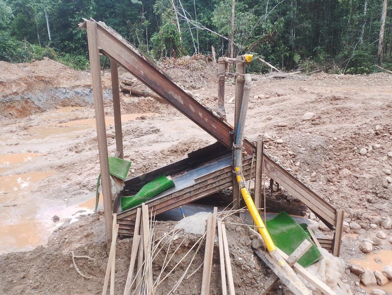 Empat Bos Tambang Ilegal di Manokwari Terus Beroperasi Bebas