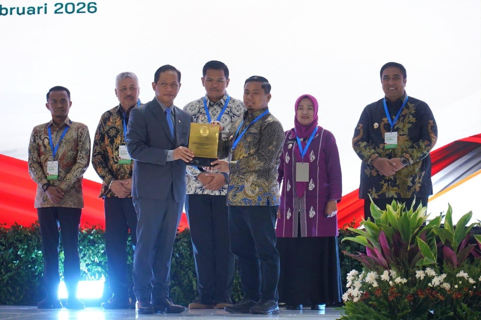 Parepare Jadi Kota Pengelola Sampah Terbaik Sulsel, dan Sabet Posisi 6 Nasional