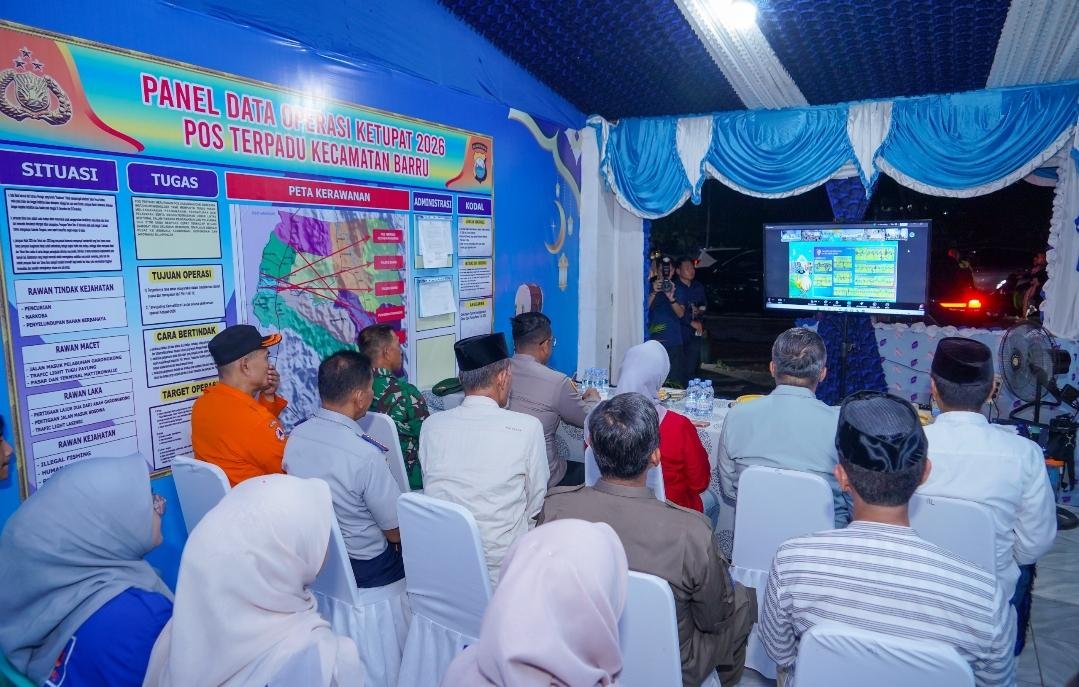 Bupati Barru Tinjau Pengamanan Malam Takbiran, Pastikan Situasi Aman dan Kondusif