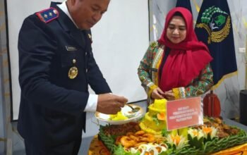 Peringati HBP ke-62, Rutan Barru Bantu Keluarga Warga Binaan Lewat Gerobak Usaha