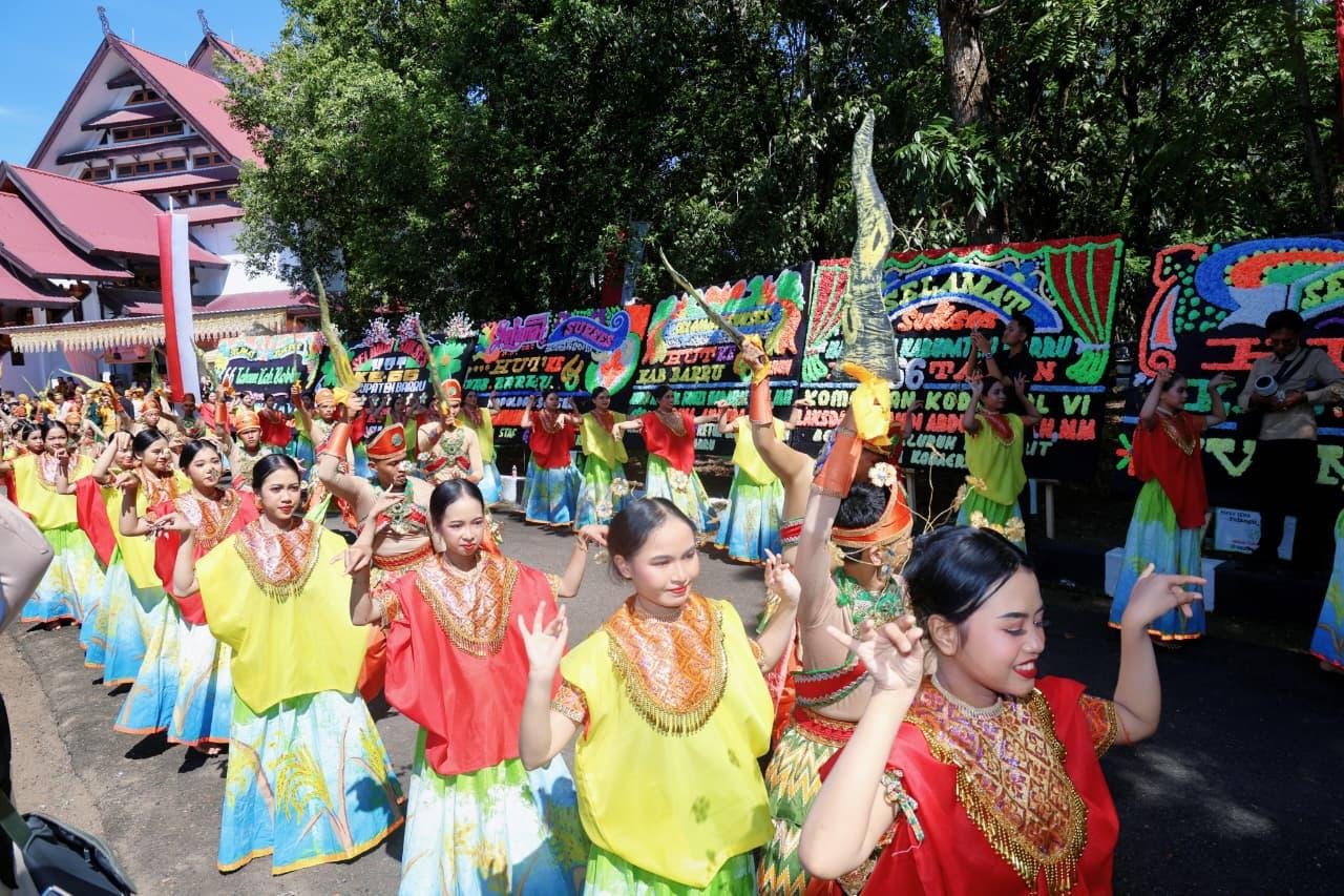 “Sumangena To Berru’e” Jadi Persembahan Istimewa di HUT ke-66 Kabupaten Barru