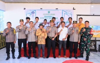 Kapolres Barru Kunjungi Desa Bulo-Bulo, Apresiasi Kearifan Lokal dan Perkuat Kamtibmas