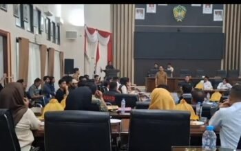 RDPU DPRD Gowa Memanas, Adu Mulut Nyaris Berujung Bentrok