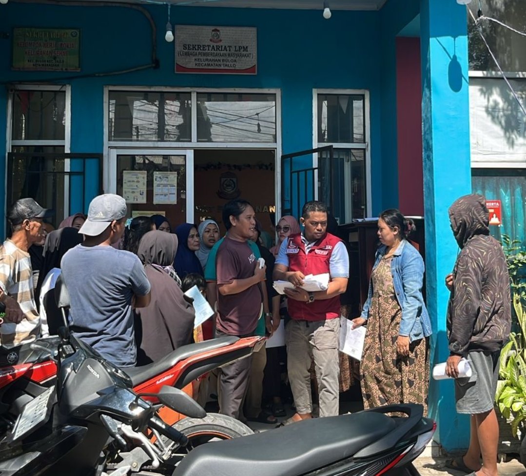 Kantor Lurah Buloa Diserbu Warga, Ada Apa ?