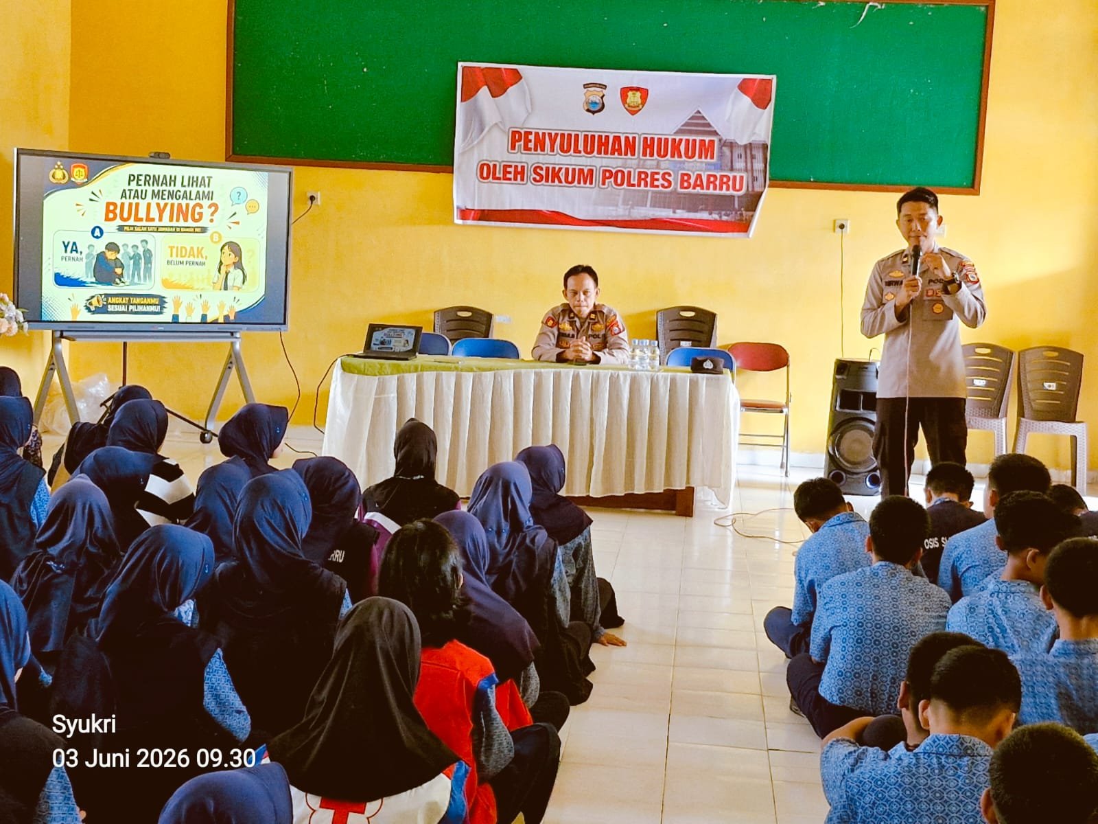 Cegah Perundungan di Sekolah, Sikum Polres Barru Edukasi Pelajar SMPN 1 Barru