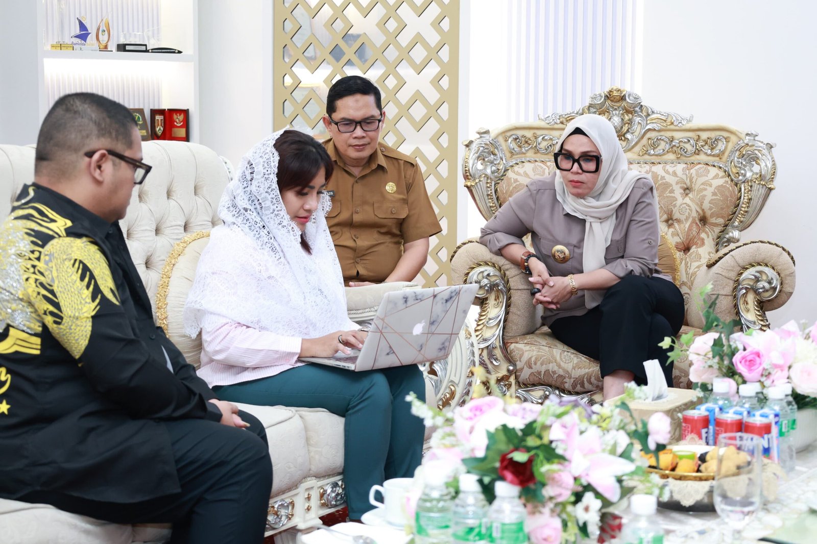 Pertemuan Pemerintah Kabupaten Barru bersama jajaran Kementerian Lingkungan Hidup membahas penguatan pengelolaan TPA dan persiapan penilaian Adipura.