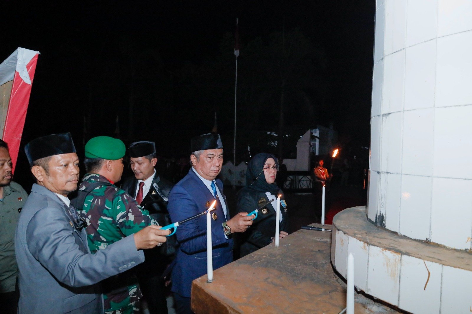 Bupati dan Wabup Barru Hadiri Apel Kehormatan dan Renungan Suci, Kenang 59 Pahlawan