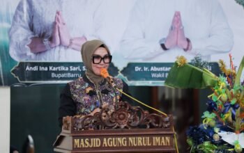 Maulid Akbar di Barru, Bupati Andi Ina Ajak Warga Perkuat Kepedulian Sosial Lewat Zakat