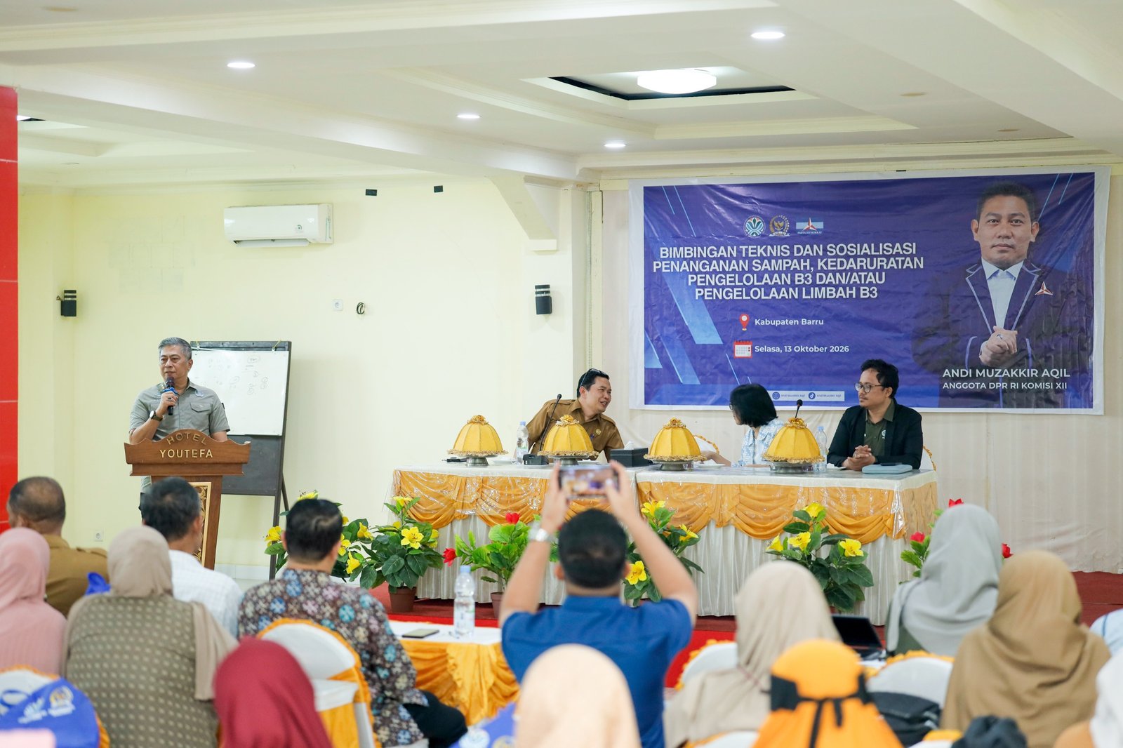 Wabup Abustan Ajak Warga Barru Pilah Sampah dari Rumah, Dorong Kesadaran Lingkungan
